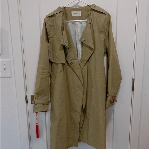 Green Trench coat - Picture 1 of 3